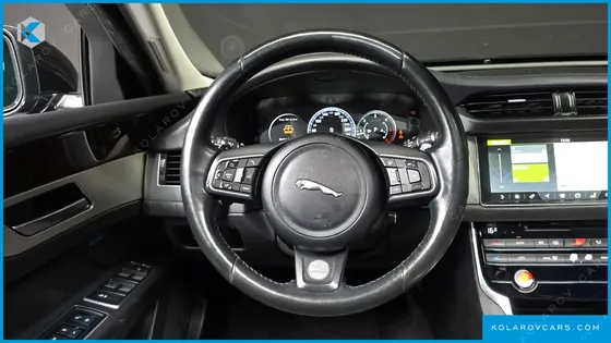 JAGUAR XF 20D PORTFOLIO AWD