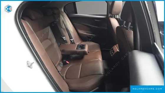 JAGUAR XE 20D PORTFOLIO AWD