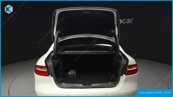 JAGUAR XE 20D PORTFOLIO AWD