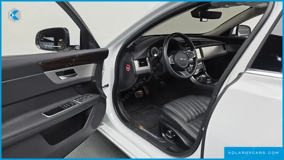 JAGUAR XF 20D PORTFOLIO