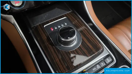 JAGUAR XF 25T PORTFOLIO