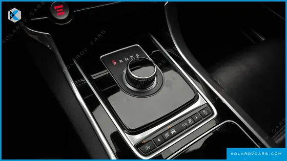 JAGUAR XE 20T PRESTIGE