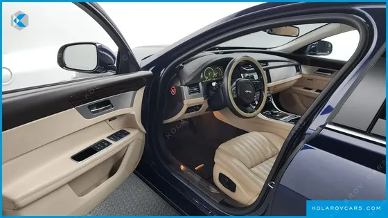 JAGUAR XF 20D PORTFOLIO
