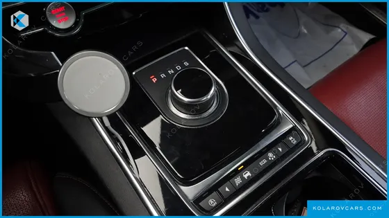 JAGUAR XE 20D R-SPORT
