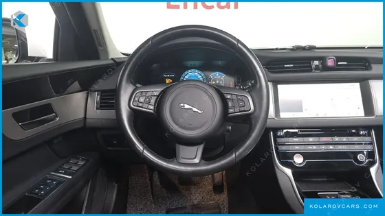 JAGUAR XF 20D PRESTIGE AWD