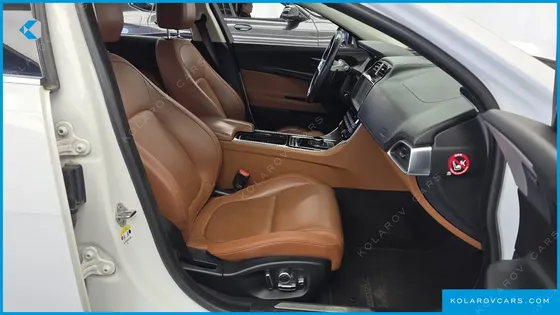 JAGUAR XE 20D PORTFOLIO