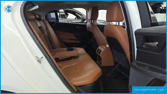 JAGUAR XE 20D PORTFOLIO