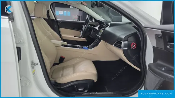 JAGUAR XE 20D PRESTIGE