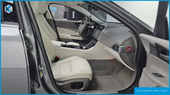 JAGUAR XE 20D PRESTIGE
