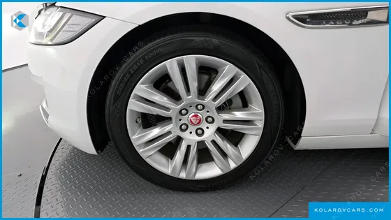 JAGUAR XF 20D PORTFOLIO