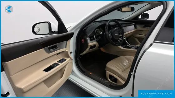 JAGUAR XF 20D PORTFOLIO
