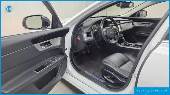 JAGUAR XF 20D PRESTIGE