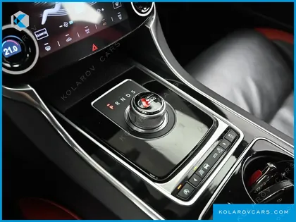 JAGUAR XE 3.0 SC S