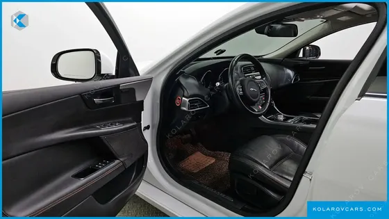 JAGUAR XE 20T PRESTIGE