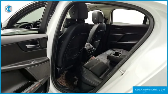 JAGUAR XE 20T PRESTIGE