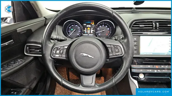 JAGUAR XE 20T PRESTIGE