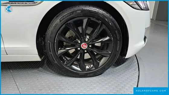 JAGUAR XF 25T PRESTIGE