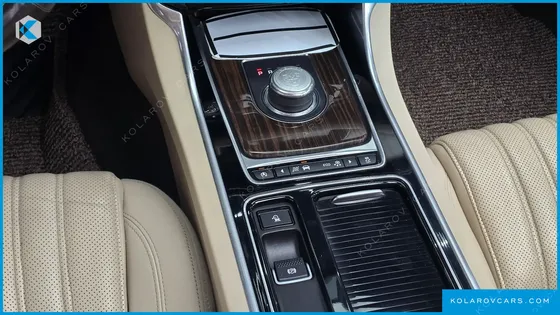 JAGUAR XF 20D PORTFOLIO AWD