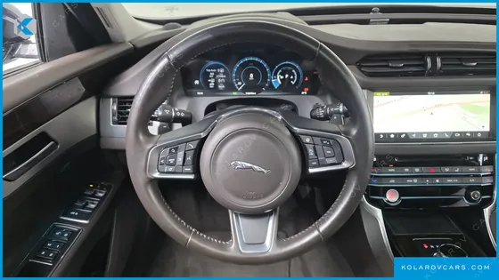 JAGUAR XF 20D PORTFOLIO