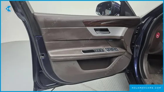 JAGUAR XF 20D PORTFOLIO