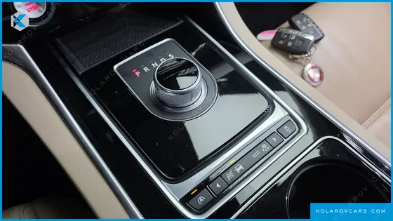 JAGUAR XE 20D PRESTIGE