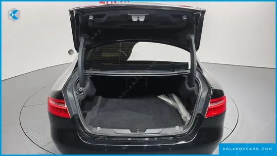 JAGUAR XE 20D PRESTIGE