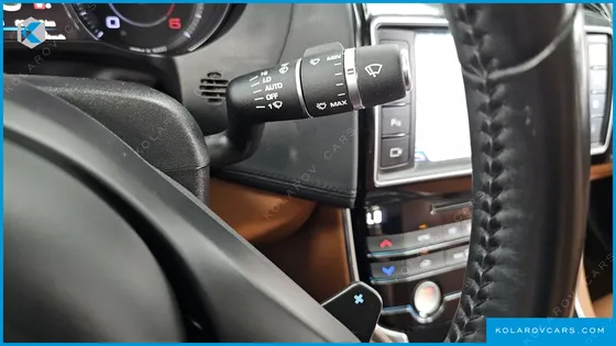 JAGUAR XE 20D PORTFOLIO