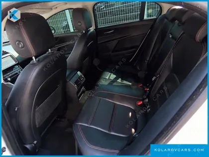 JAGUAR XE 20D PERSTIGE AWD