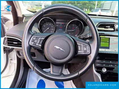 JAGUAR XE 20D PERSTIGE AWD