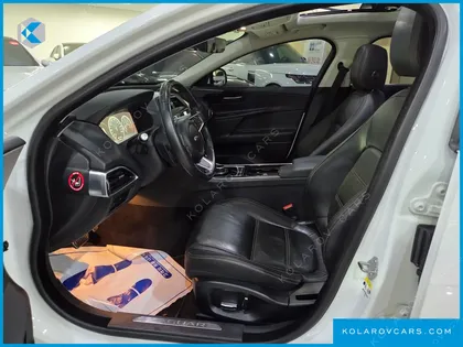 JAGUAR XE 20D PERSTIGE AWD
