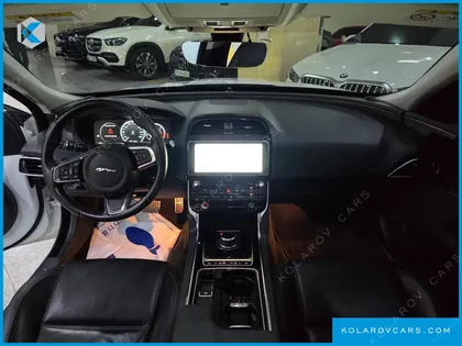 JAGUAR XE 20D PERSTIGE AWD