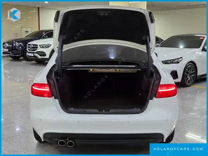 JAGUAR XE 20D PERSTIGE AWD