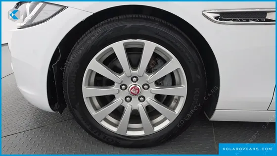 JAGUAR XE 20D PRESTIGE