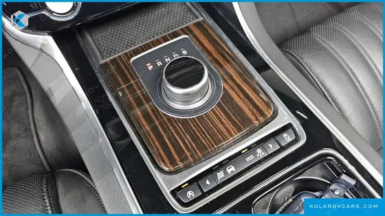 JAGUAR XF 20D PORTFOLIO