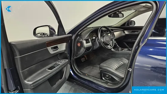 JAGUAR XF 20D PORTFOLIO