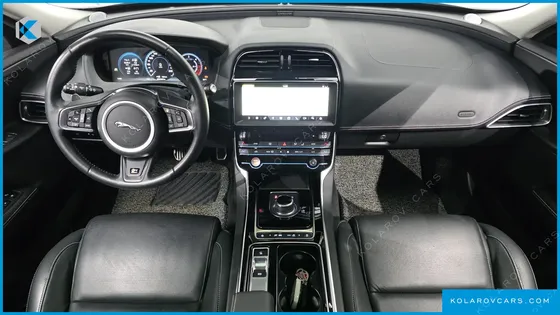 JAGUAR XE 20D R-SPORT