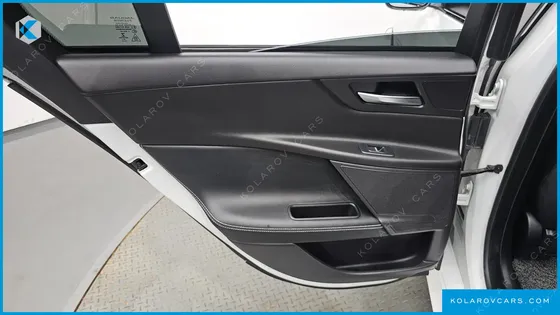 JAGUAR XE 20D R-SPORT
