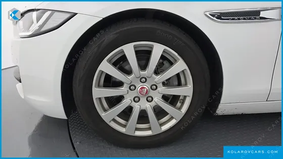 JAGUAR XE 20D PRESTIGE