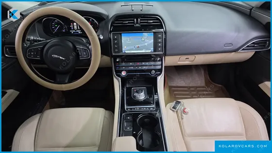 JAGUAR XE 20D PRESTIGE