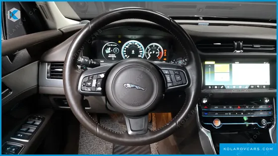 JAGUAR XF 20D PORTFOLIO