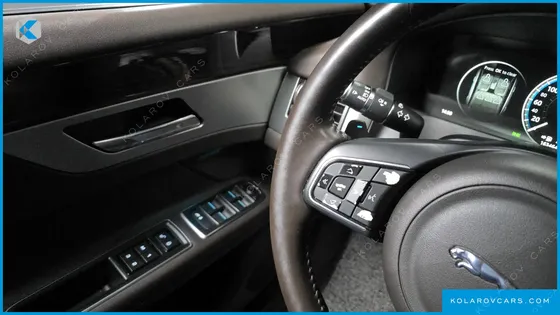 JAGUAR XF 20D PORTFOLIO