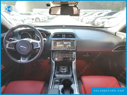 JAGUAR XE 20D R-SPORT