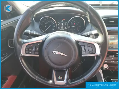 JAGUAR XE 20D R-SPORT