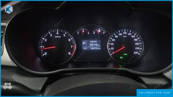 KIA CARENS 2.0 LPI PRESTIGE