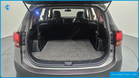 KIA CARENS 2.0 LPI PRESTIGE