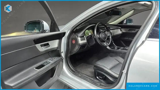 JAGUAR XF 20D PRESTIGE AWD