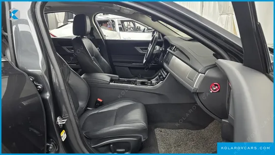 JAGUAR XF 25T PRESTIGE AWD