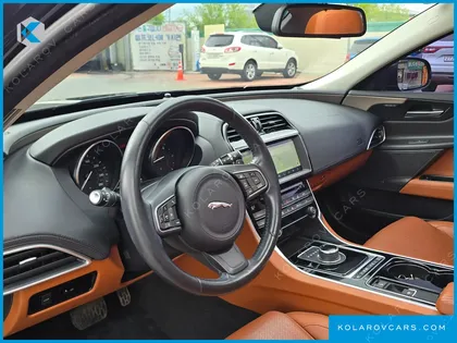 JAGUAR XE 20D PORTFOLIO