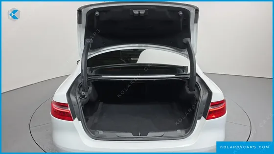 JAGUAR XE 20D PRESTIGE