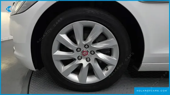 JAGUAR XF 20D PRESTIGE AWD